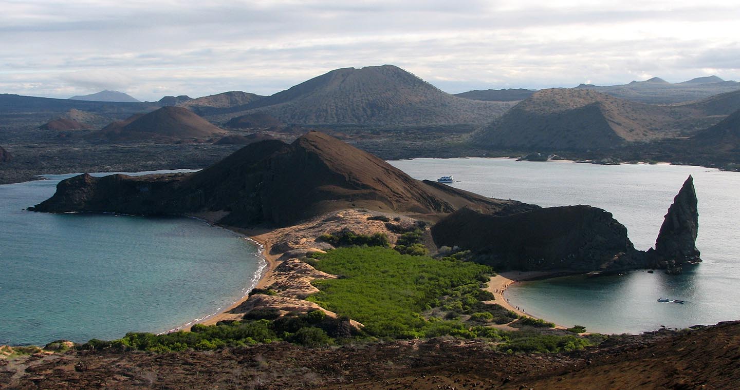 tour bartolome galapagos